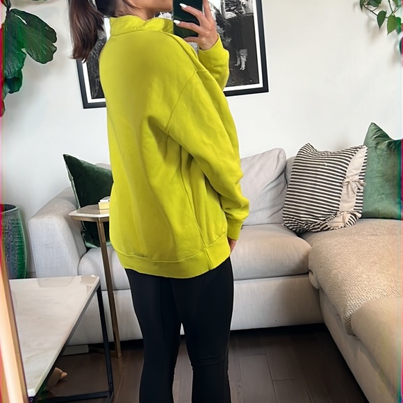 ⚜️ Nike neon yellow tunic half zip sweatshirt XS - Picture 2 of 4